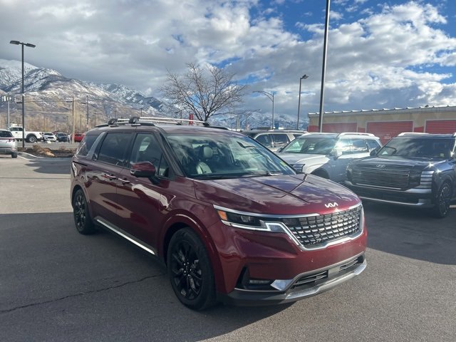 Used 2024 Kia Carnival SX image 3