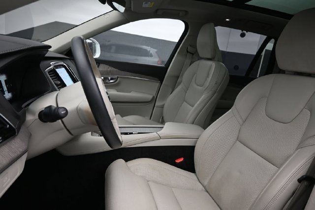 Used 2024 Volvo XC90 B6 Ultimate w/ Protection Package Premier AWD/4WD image 10