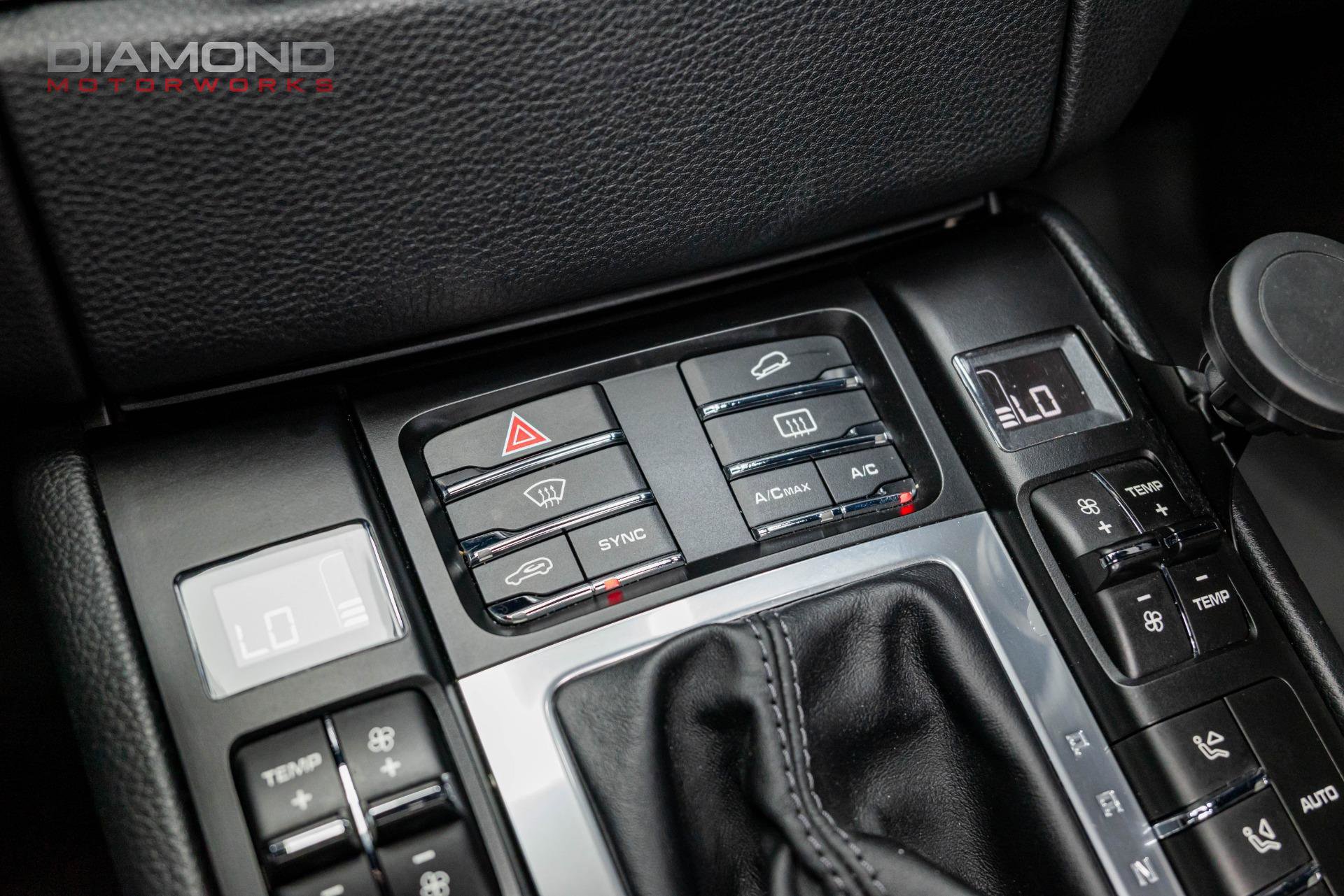 Used 2018 Porsche Macan Turbo image 81