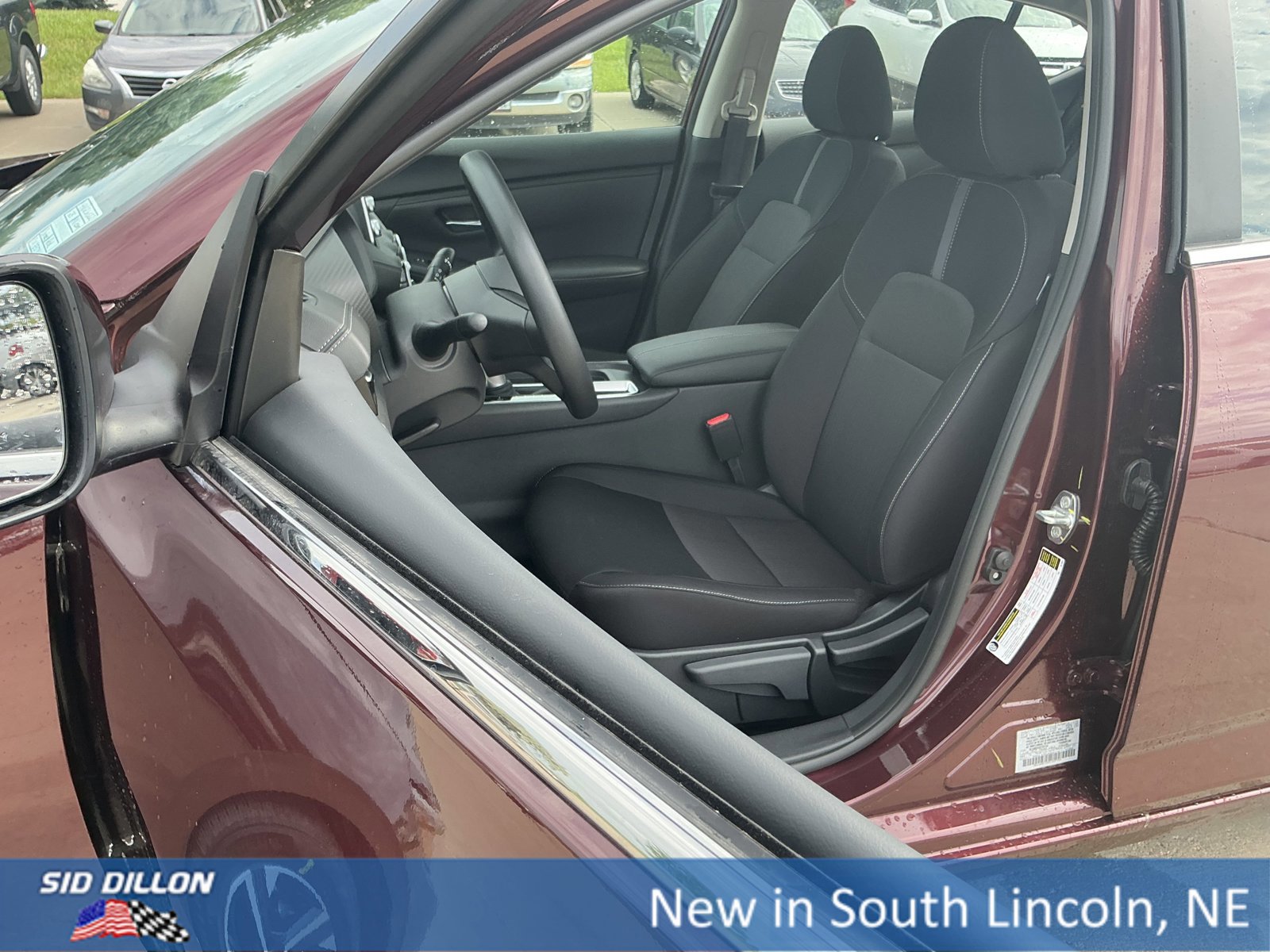 New 2025 Nissan Sentra SV w/ Trunk Package image 9