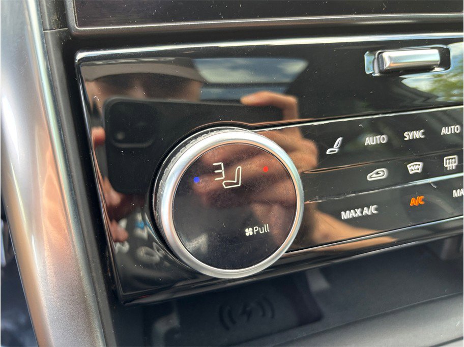 Used 2021 Land Rover Discovery HSE R-Dynamic image 38