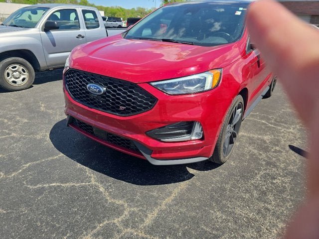 Used 2023 Ford Edge ST w/ Equipment Group 401A AWD/4WD image 12