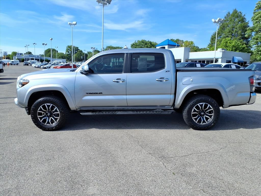 Used 2023 Toyota Tacoma TRD Sport w/ Technology Package AWD/4WD image 5
