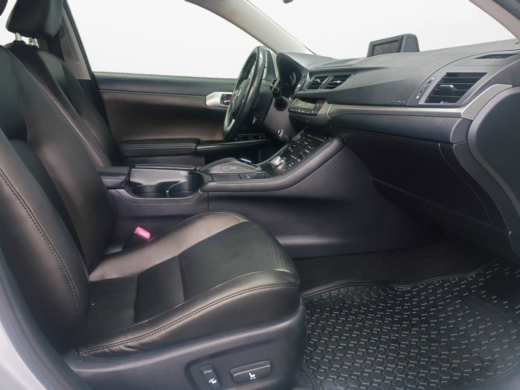 Used 2013 Lexus CT 200h w/ Premium Pkg w/Navigation image 24
