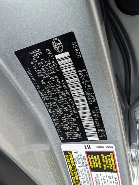 Used 2025 Toyota Camry LE FWD image 34