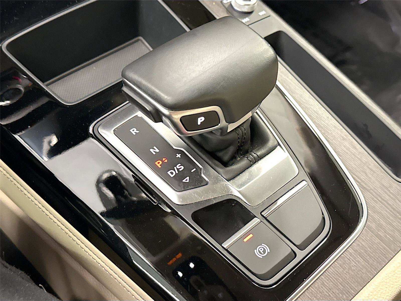 Certified 2022 Audi Q5 2.0T Premium Plus AWD/4WD image 14