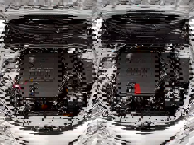 Used 2013 Toyota Corolla LE image 16