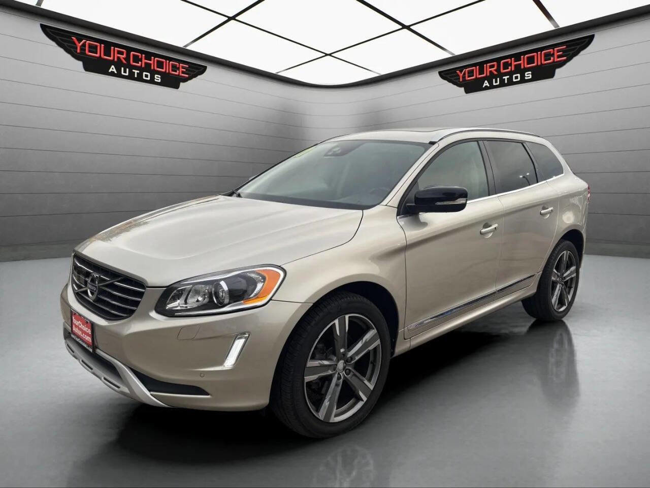 Used 2017 Volvo XC60 T5 Dynamic w/ Advanced Package