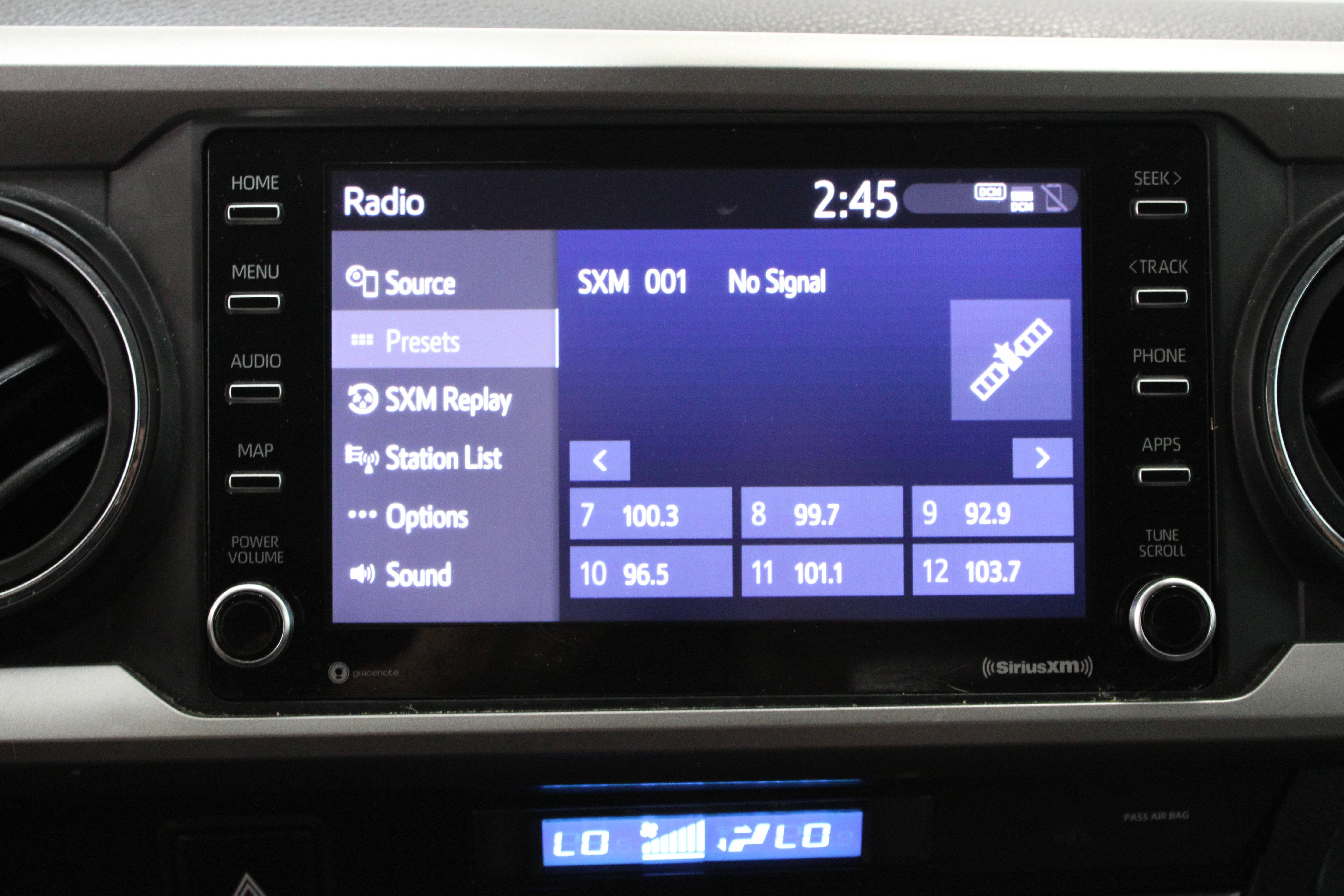 Used 2023 Toyota Tacoma SR5 RWD image 19