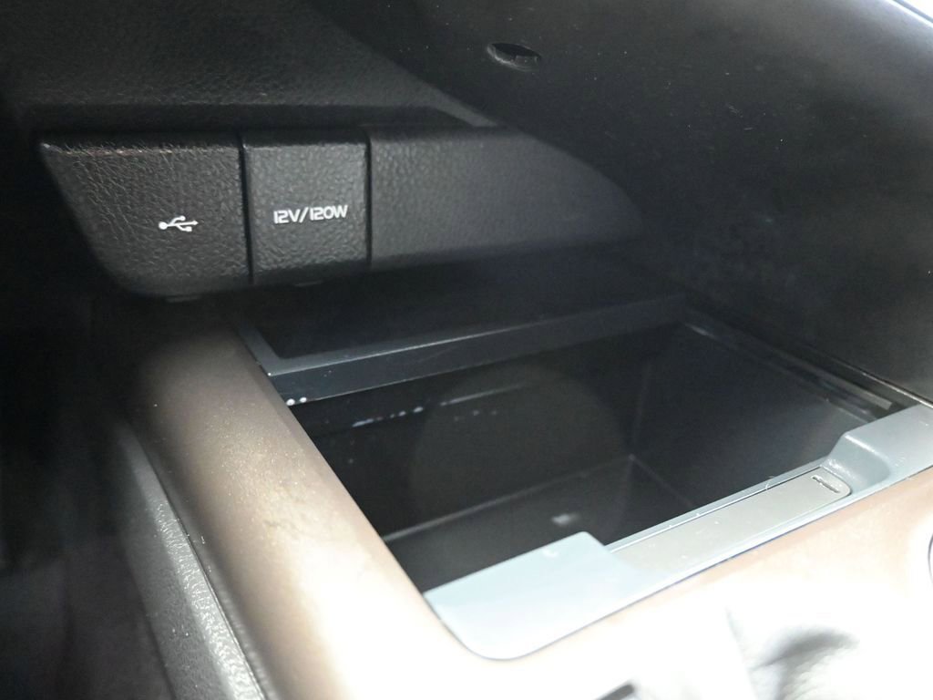 Used 2023 Toyota Camry SE image 20
