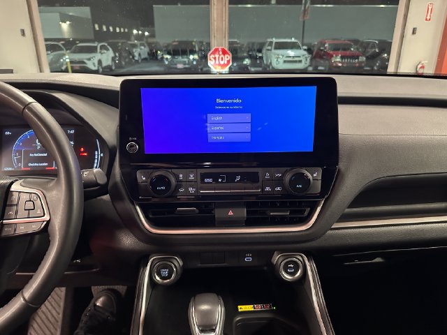 Used 2025 Toyota Grand Highlander AWD image 23