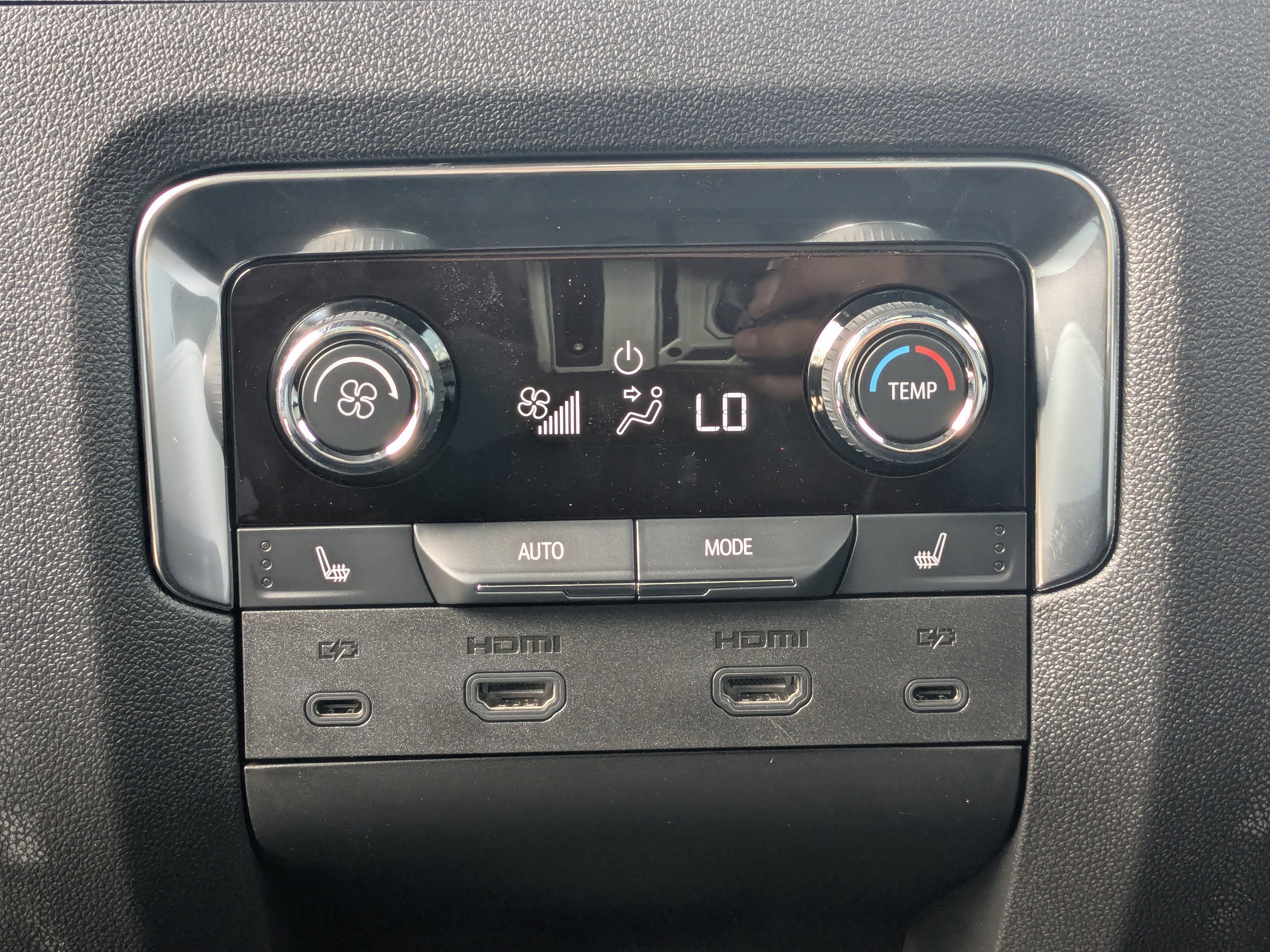 New 2025 Chevrolet Tahoe Premier image 31