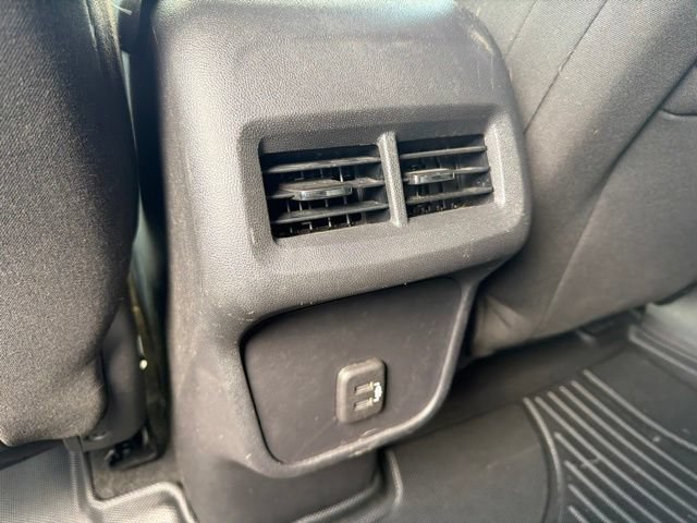 Used 2019 Chevrolet Equinox LS w/ LS Convenience Package FWD image 18