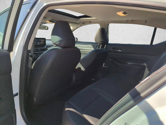 Used 2025 Nissan Altima 2.5 SR w/ SR Premium Package FWD image 17