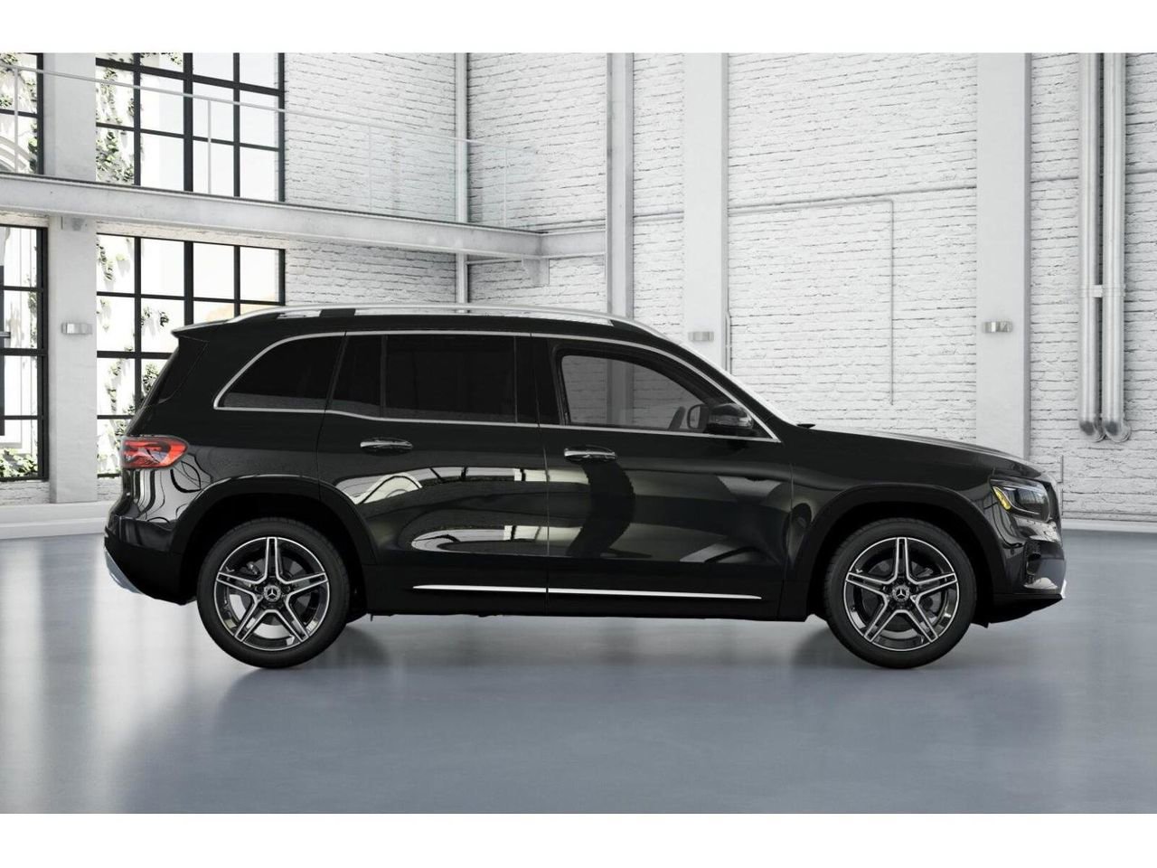 New 2026 Mercedes-Benz GLB 250 image 2