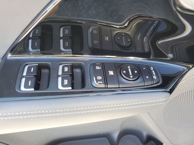 Used 2019 Kia Niro EX image 17