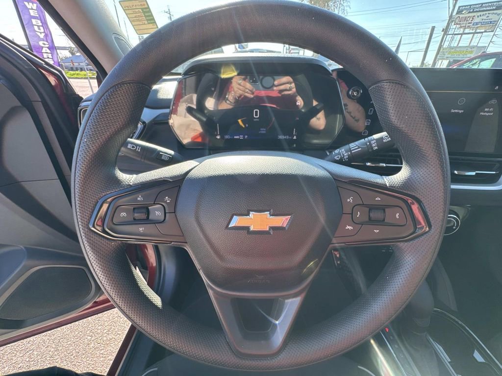 Used 2025 Chevrolet TrailBlazer LT image 21