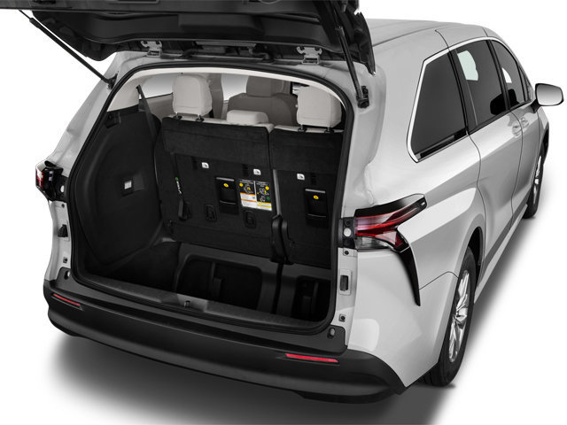 Used 2025 Toyota Sienna XSE AWD/4WD image 7