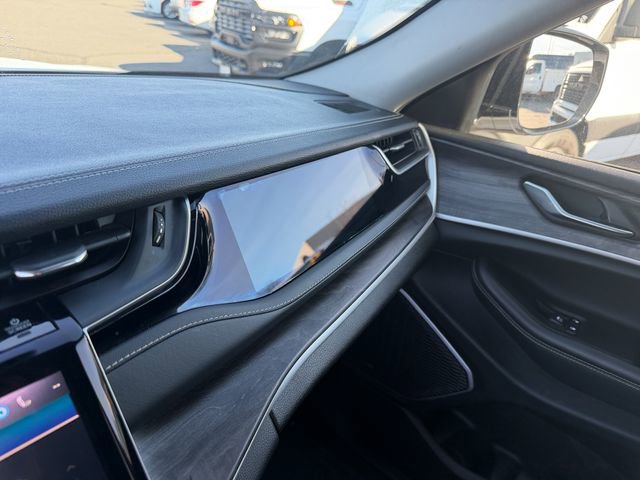 Used 2023 Jeep Grand Cherokee 4WD 4xe image 22