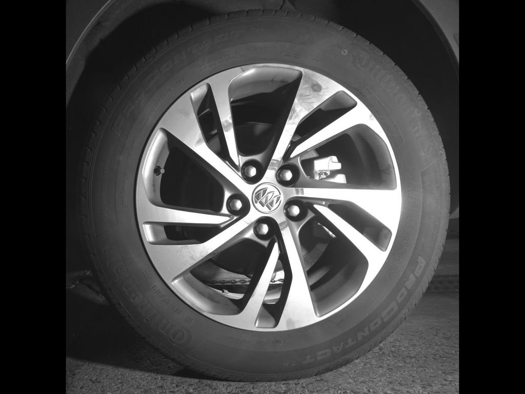 Certified 2023 Buick Envision Essence FWD image 17