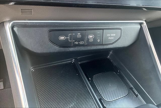 Used 2026 Kia Carnival EX FWD image 16