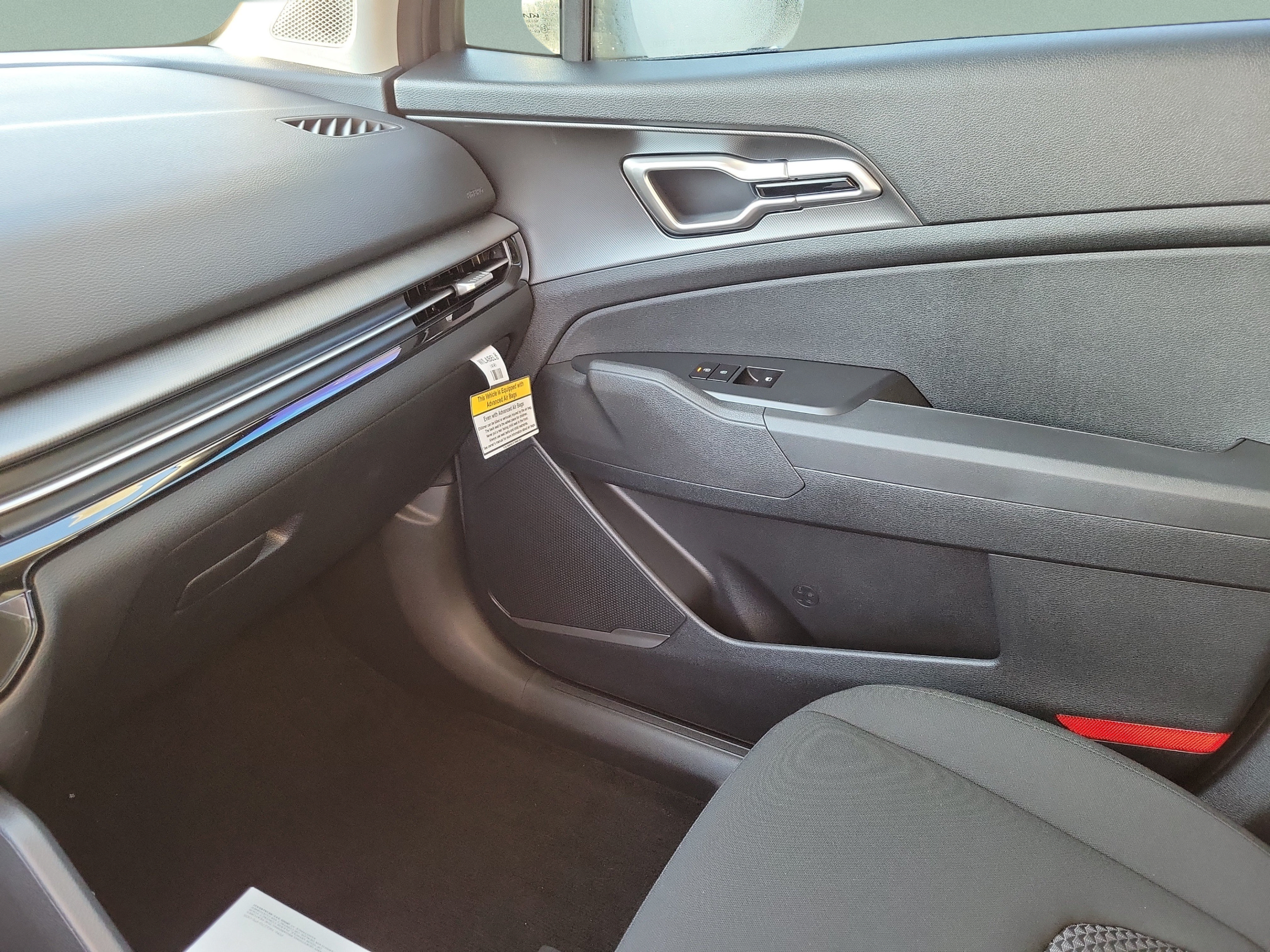 New 2027 Kia Sportage LX w/ LX Convenience Package FWD image 20
