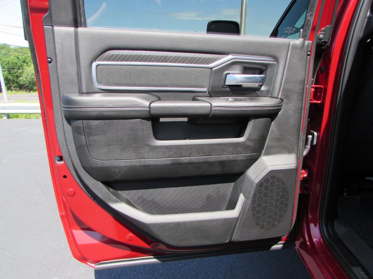 New 2026 RAM 2500 Big Horn AWD/4WD image 14