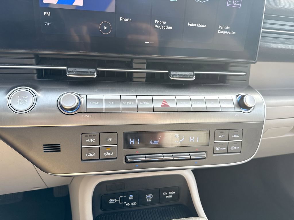 Used 2024 Hyundai Kona SEL image 35