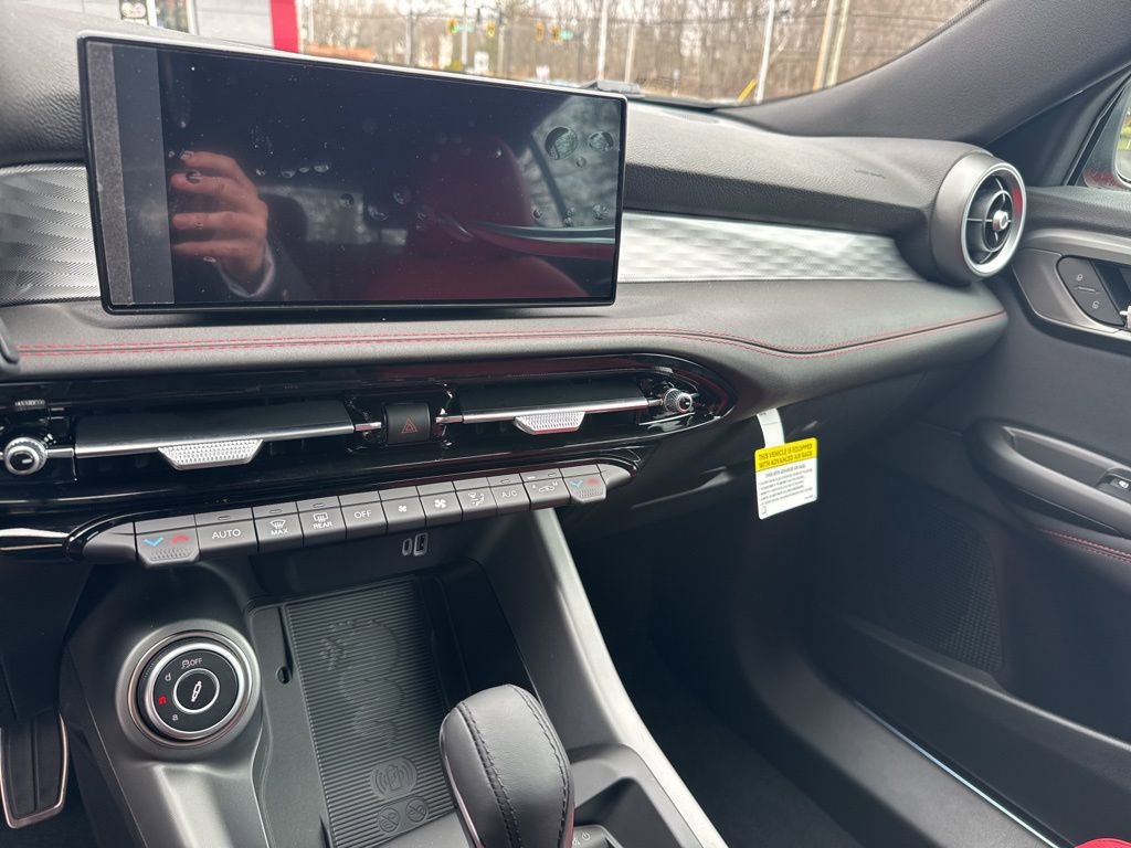 New 2026 Alfa Romeo Tonale Veloce w/ Quick Order Package 23H Volce image 16