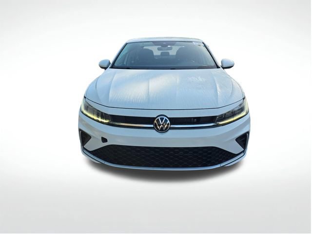 Used 2025 Volkswagen Jetta S image 3