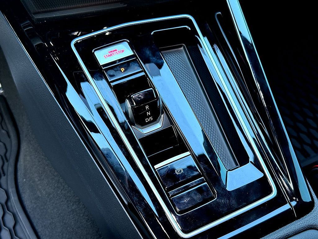 New 2026 Volkswagen GTI SE FWD image 14