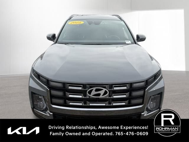 Used 2025 Hyundai Santa Cruz Limited image 2