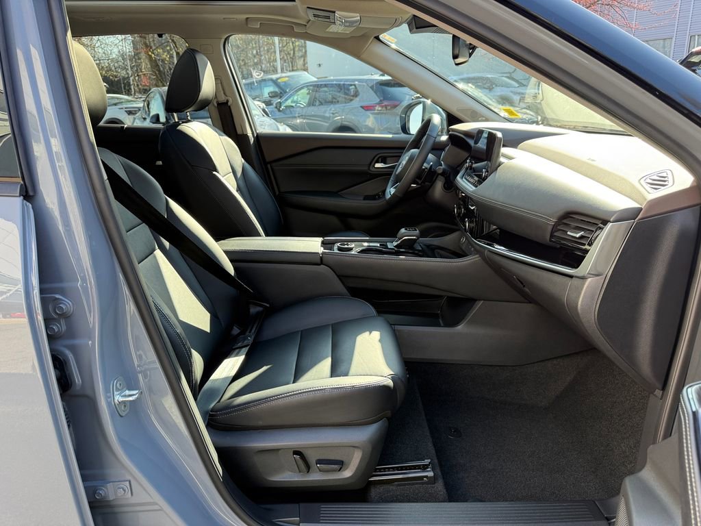 Used 2023 Nissan Rogue SL w/ SL Premium Package AWD/4WD image 27