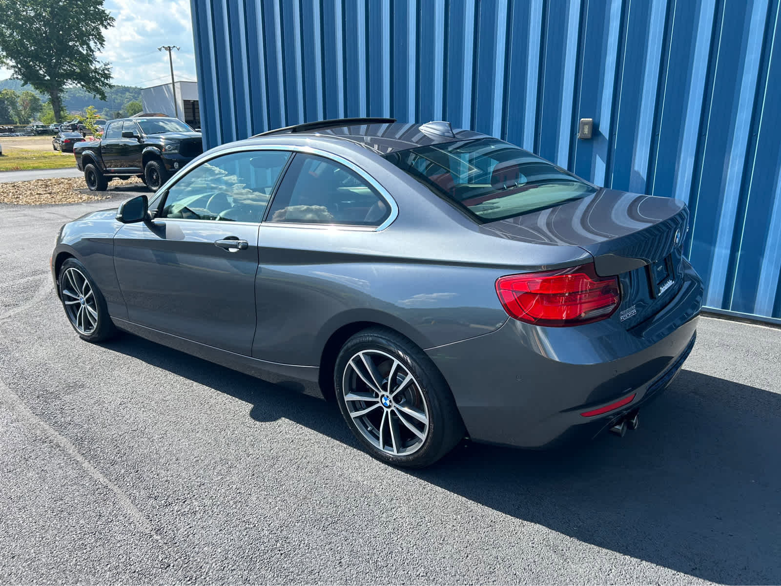 Used 2018 BMW 230i xDrive Coupe image 3