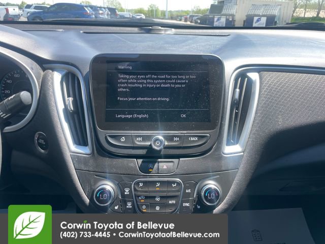 Used 2024 Chevrolet Malibu LT FWD image 11