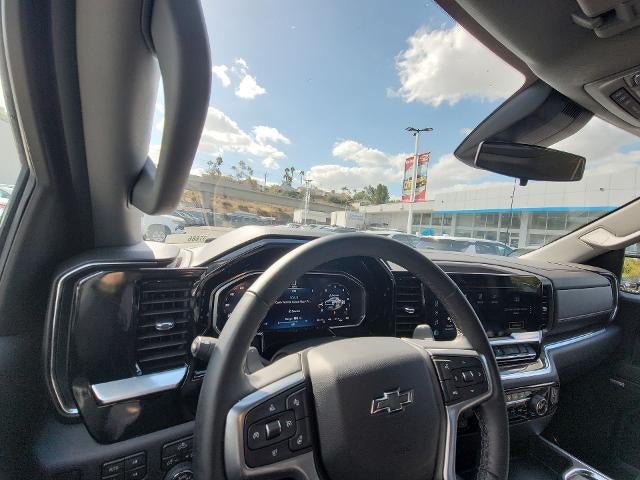 Used 2026 Chevrolet Silverado 1500 LT Trail Boss w/ Convenience Package II AWD/4WD image 10