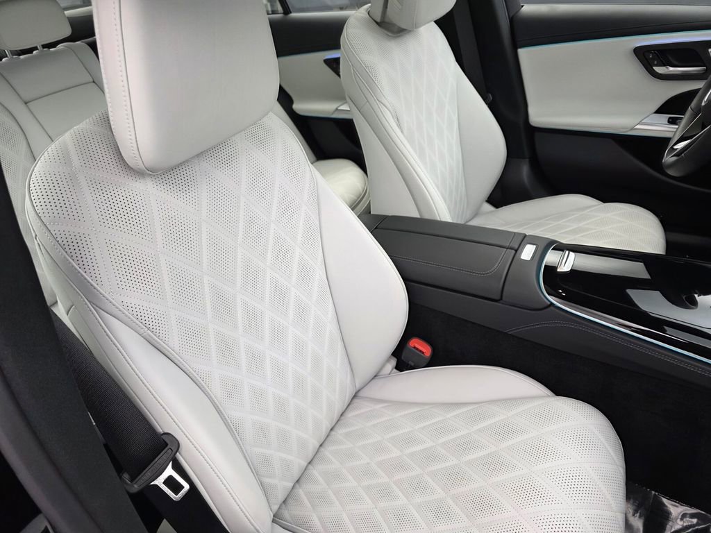 Used 2024 Mercedes-Benz E 450 4MATIC Sedan image 26