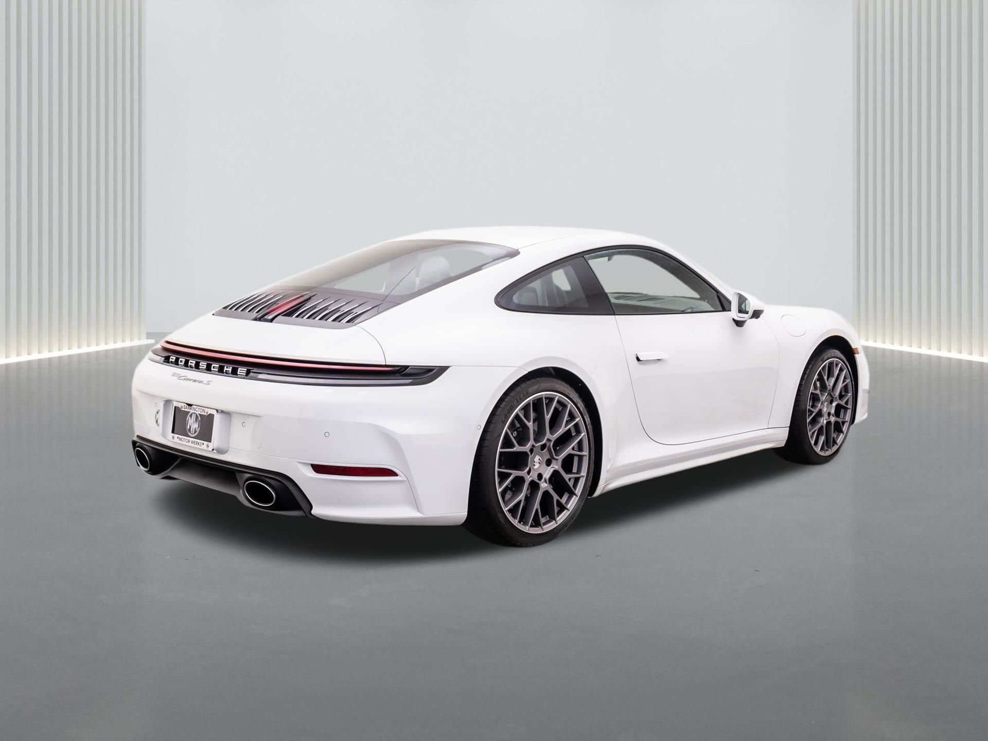Used 2025 Porsche 911 Carrera S image 8