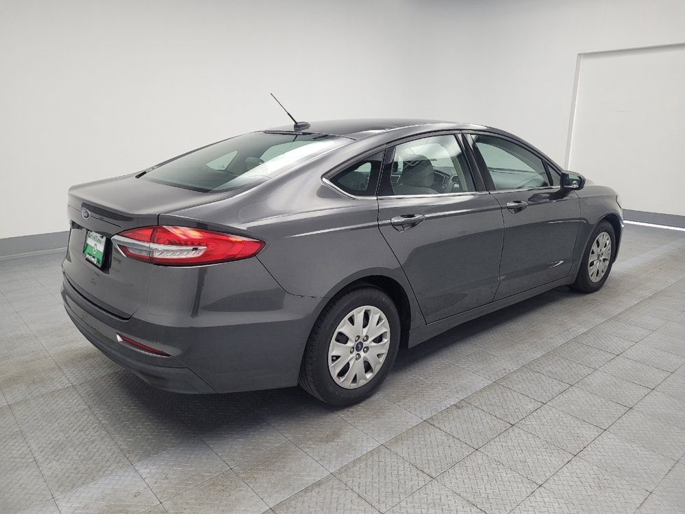 Used 2019 Ford Fusion S image 9