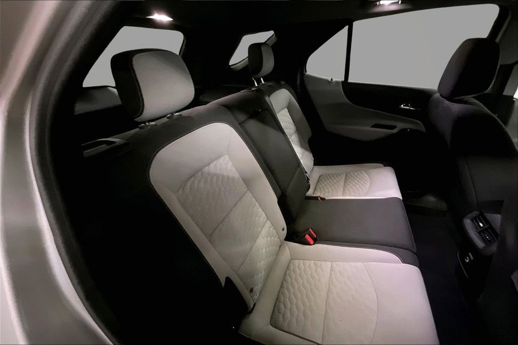 Used 2020 Chevrolet Equinox LS w/ LS Convenience Package image 27