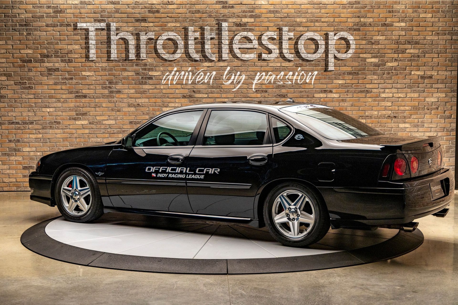 Used 2004 Chevrolet Impala SS image 8