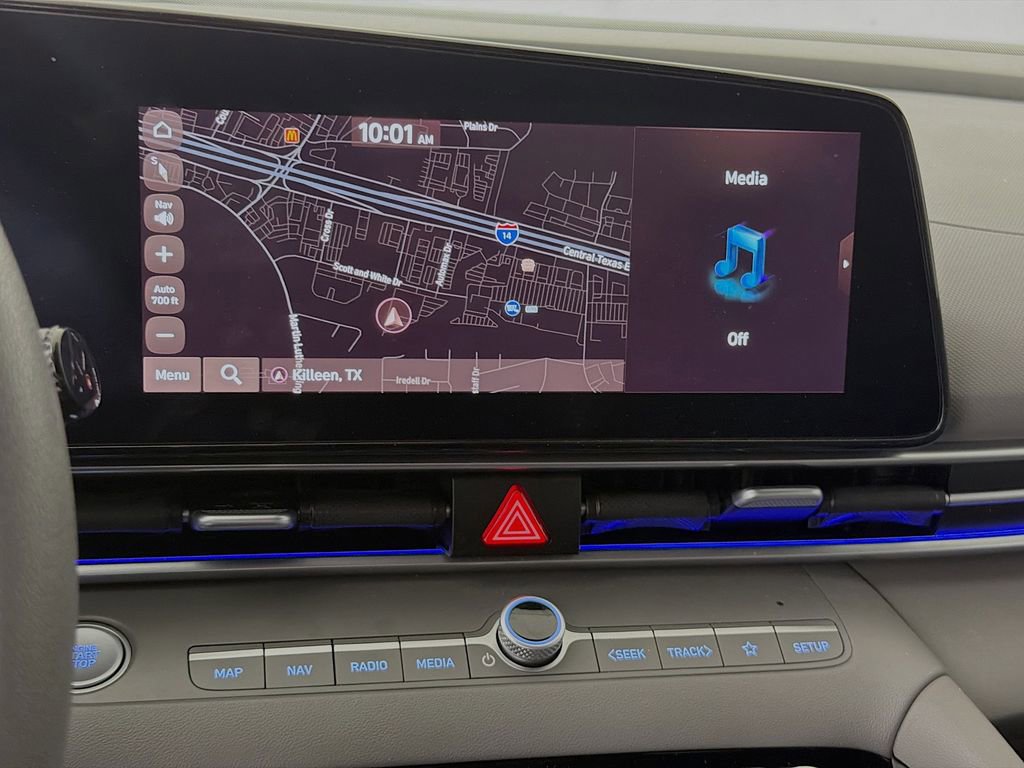 Used 2024 Hyundai Elantra SEL FWD image 16