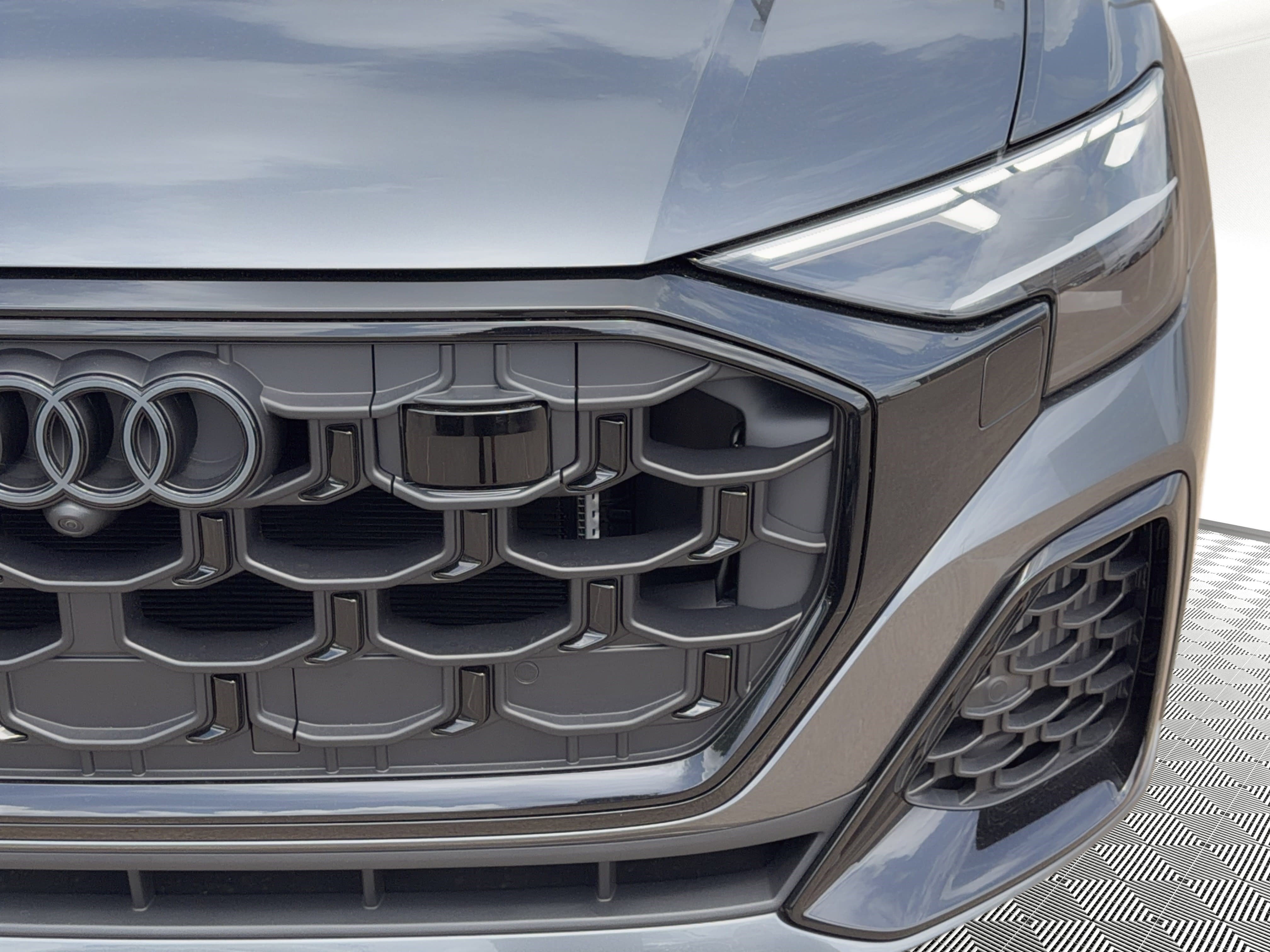 New 2026 Audi SQ8 Premium Plus image 11