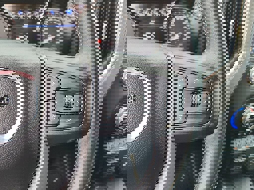 Used 2023 GMC Sierra 2500 Denali w/ Denali Black Diamond Edition image 26