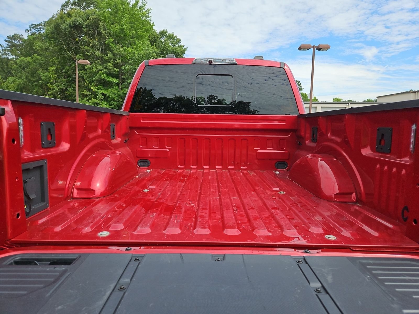 Used 2021 Ford F150 Raptor w/ Equipment Group 801A High AWD/4WD image 19