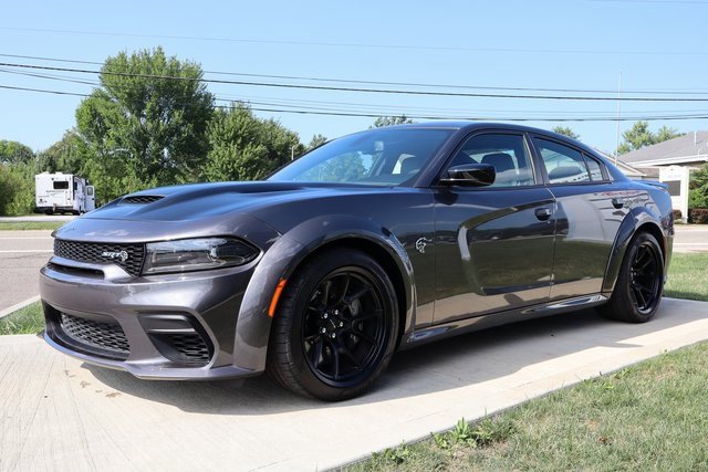 Used 2023 Dodge Charger SRT Hellcat w/ Harman/Kardon Audio Group image 8