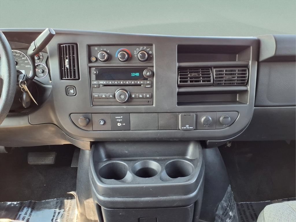 Used 2015 Chevrolet Express 3500 LT w/ LT Preferred Equipment Group RWD image 12