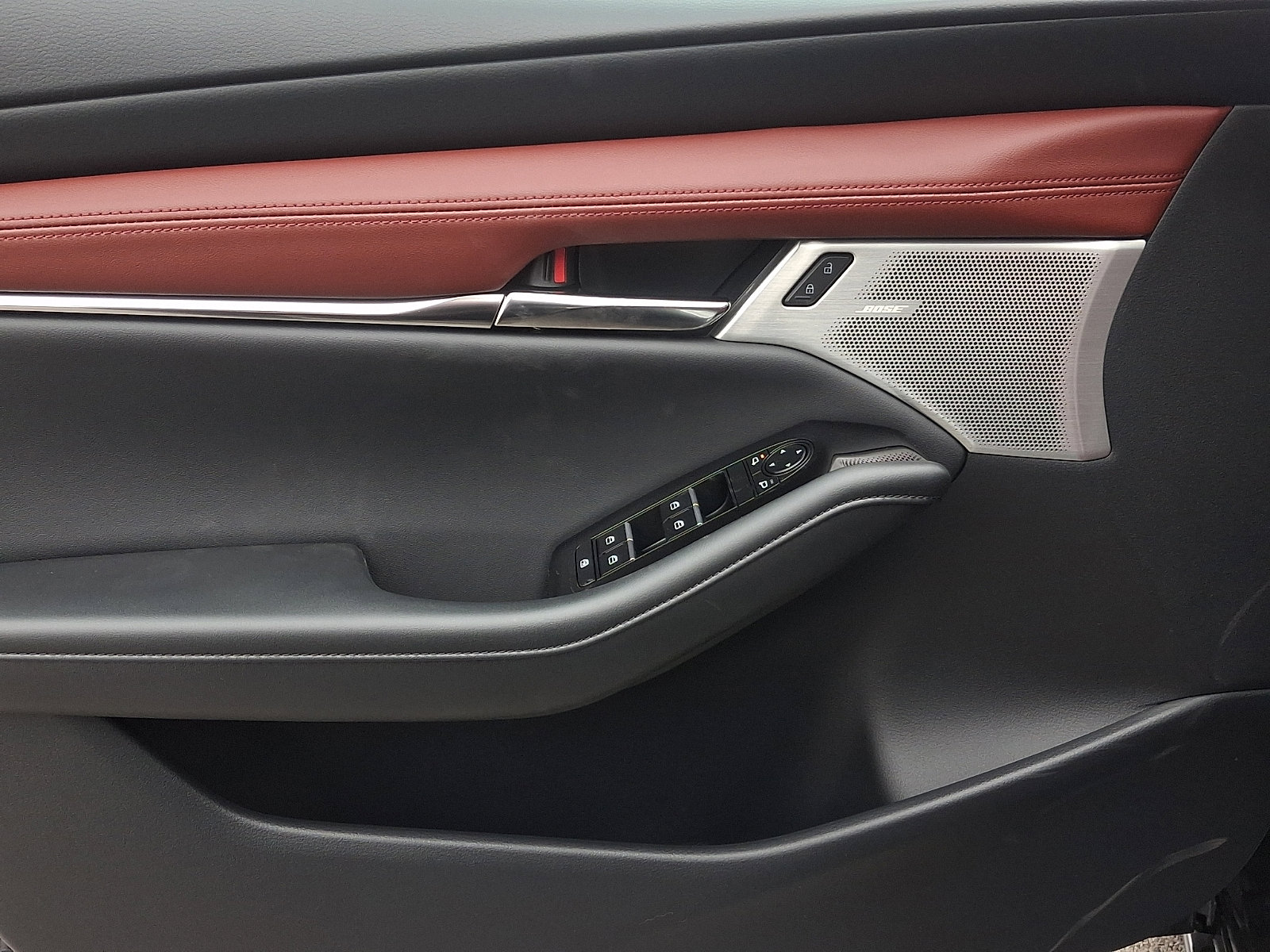 New 2026 MAZDA MAZDA3 2.5 S Hatchback w/ Premium Pkg FWD image 8