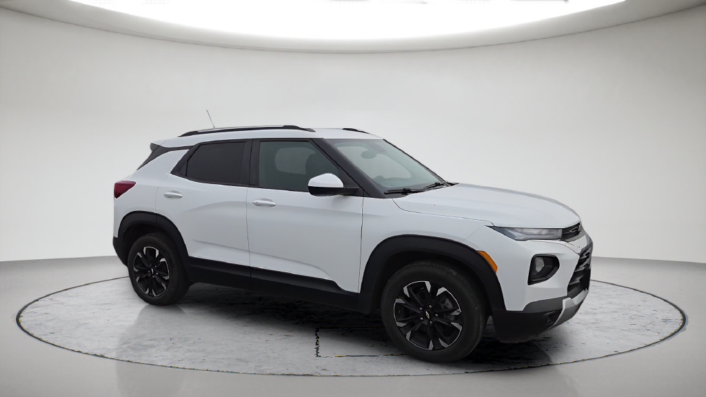 Used 2023 Chevrolet TrailBlazer LT AWD/4WD image 4