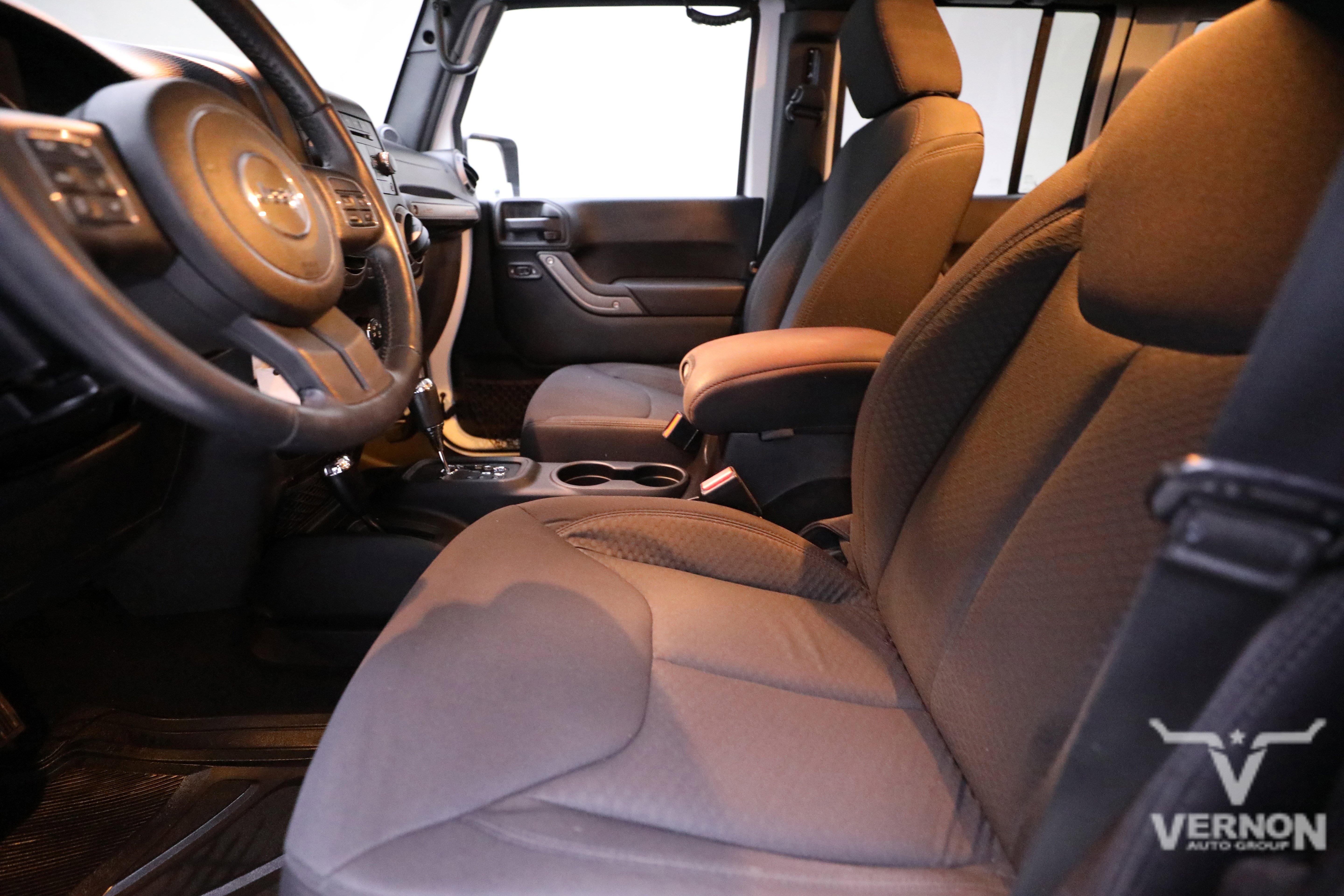 Used 2013 Jeep Wrangler Unlimited Sport image 10